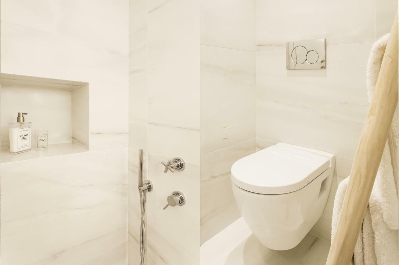 *** Boutique Syntagma apartment w/ plunge pool *** Athènes Extérieur photo